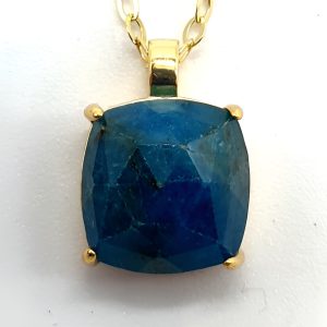 Collier Argent Plaqué or et Apatite Carrée de 10x10mm